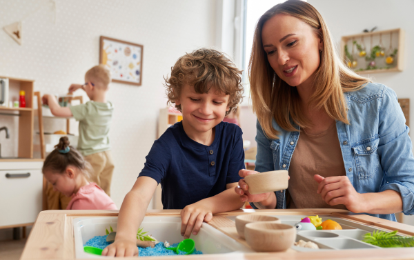 On the Farm Sensory Play